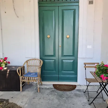 La Casa Di Alvy Guest house